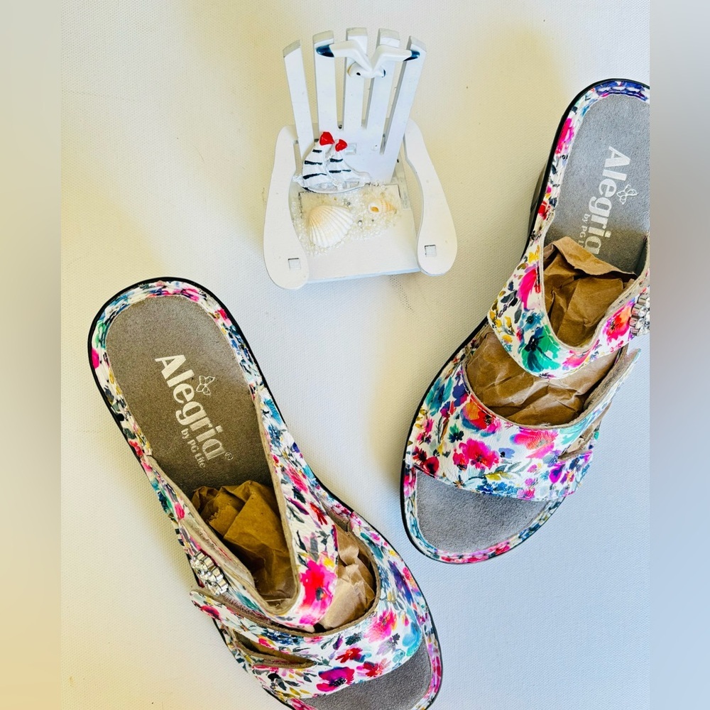 Alegría by PG lite women’s floral sandals